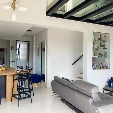 Сasa de vacaciones Luxueux Duplex Au Croisement Luxemburgo